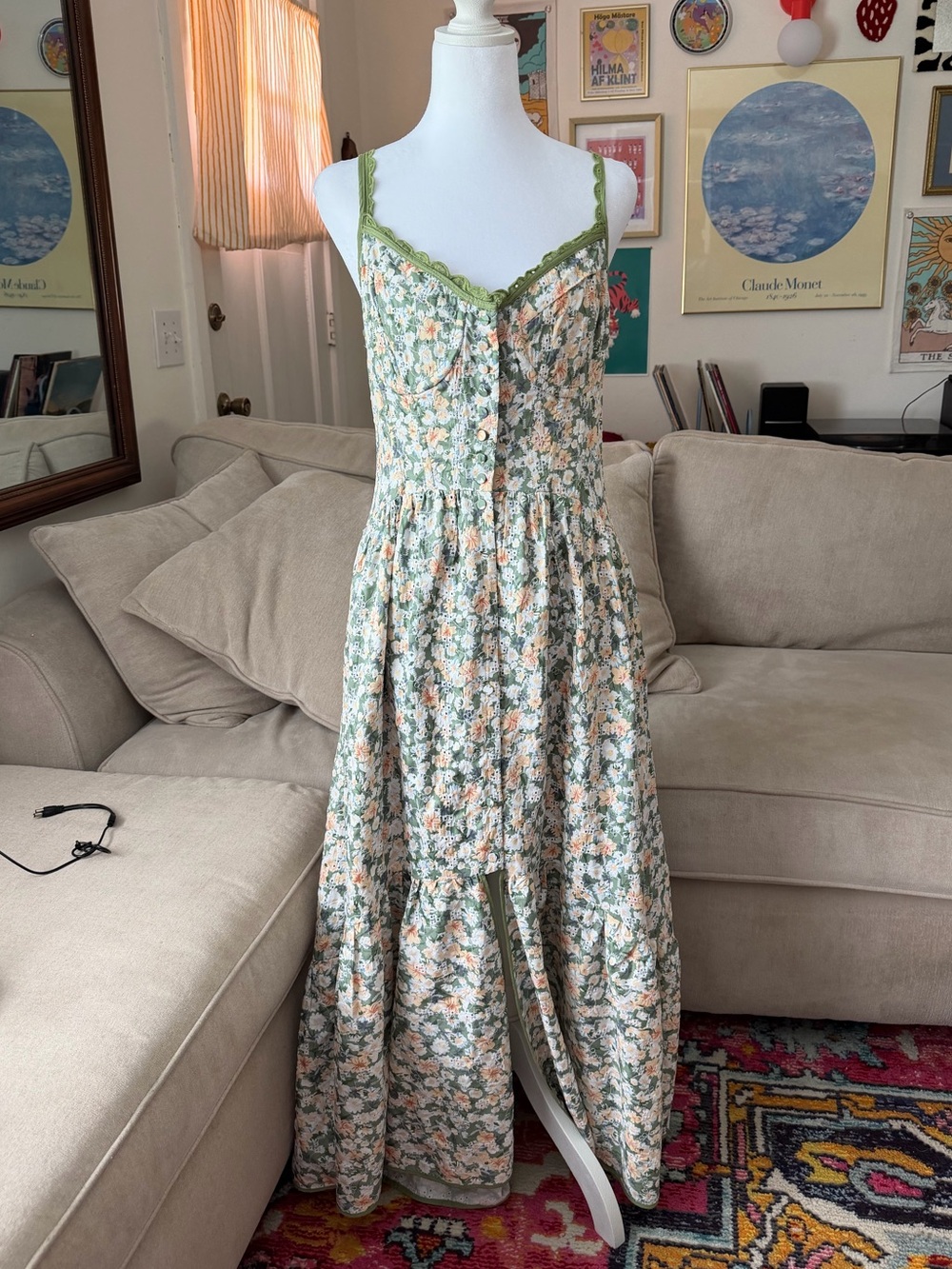 ASTR the Label Green & White Floral with Daisy Print Midi "Yamila Dress" Large